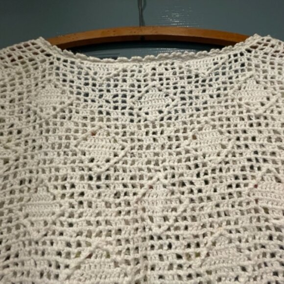 Knitted vintage top, boho, charming, white/floral, L, never worn - Picture 4 of 4
